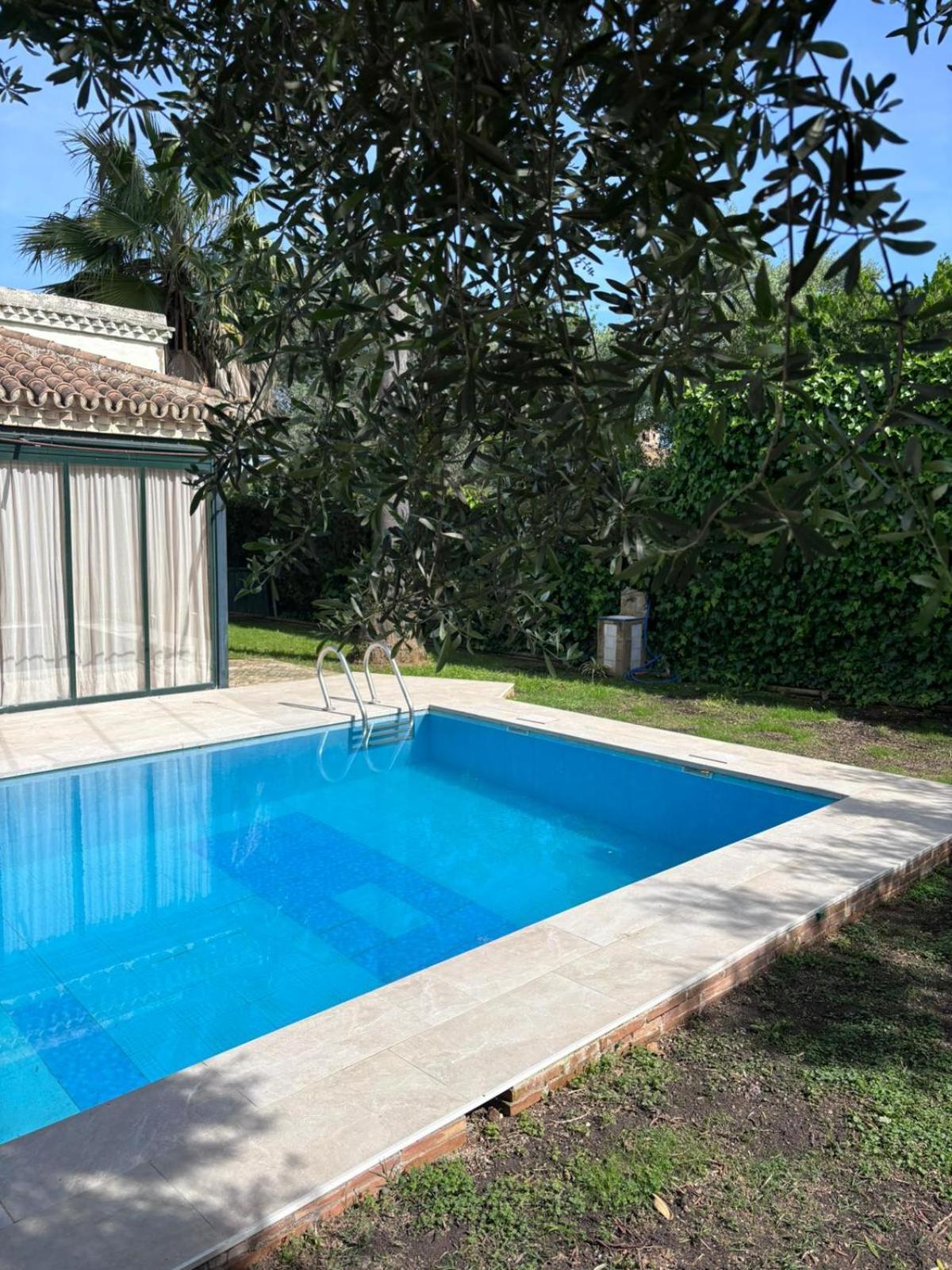 Casa Ladi Umbrete